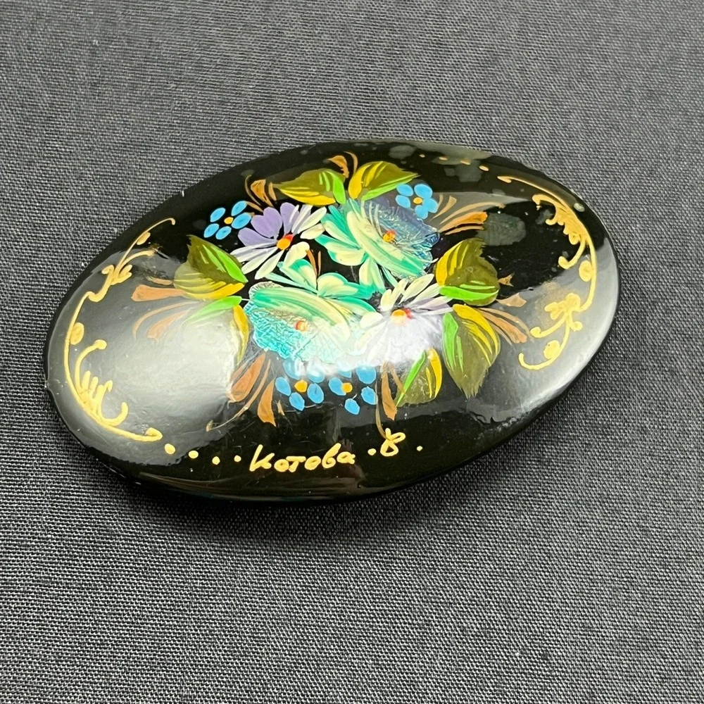 Vintage‎ Lacquered Brooch Black Hand Painted Floral Blue Gold Signed Kotova V